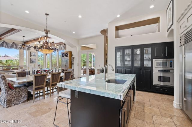 7999 E LA JUNTA Road, Scottsdale, AZ 85255