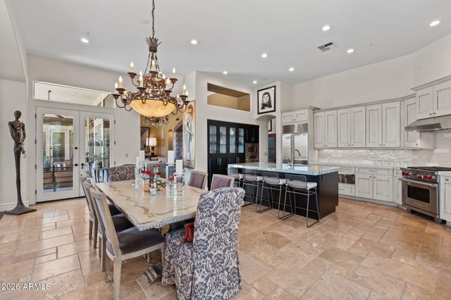 7999 E LA JUNTA Road, Scottsdale, AZ 85255