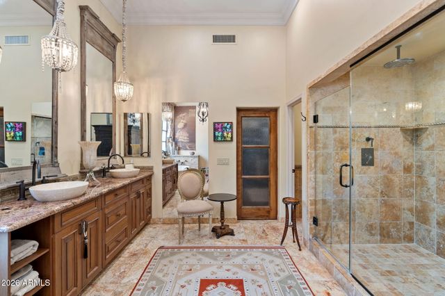7999 E LA JUNTA Road, Scottsdale, AZ 85255