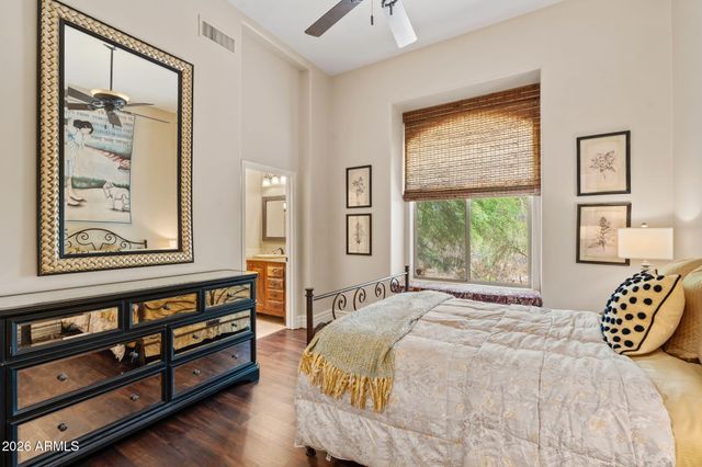 7999 E LA JUNTA Road, Scottsdale, AZ 85255