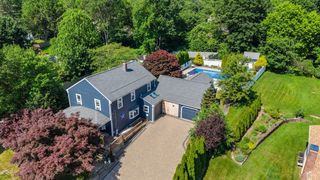 56 Francis Ave, Shrewsbury, MA 01545