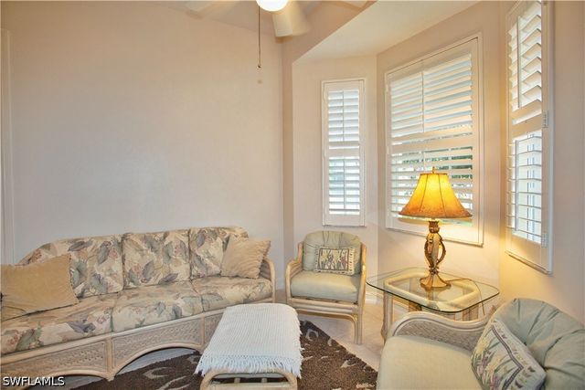 825 Bentwater CIR 101, Naples, FL 34108