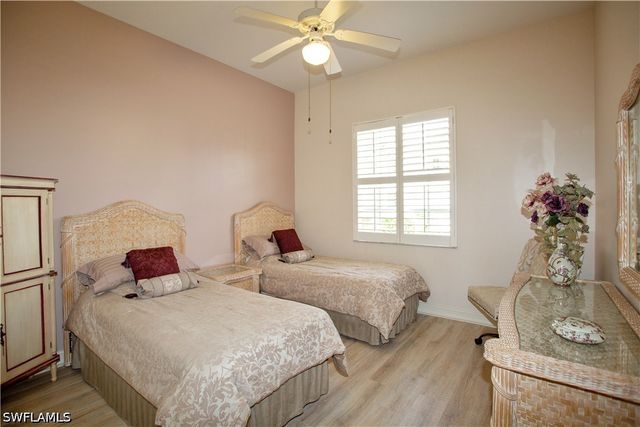 825 Bentwater CIR 101, Naples, FL 34108