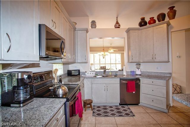 825 Bentwater CIR 101, Naples, FL 34108