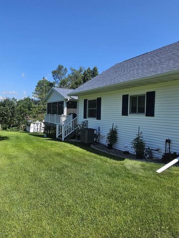 117 Doc Mac Drive, Boscobel, WI 53805