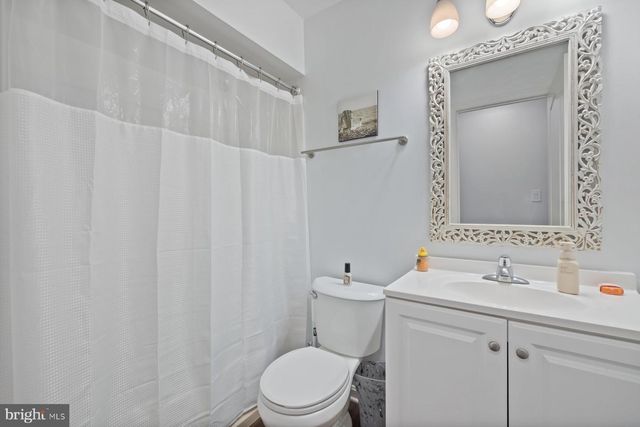 8330 MONTGOMERY RUN RD #J, Ellicott City, MD 21043