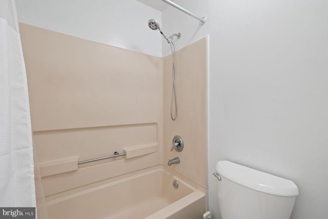 8330 MONTGOMERY RUN RD #J, Ellicott City, MD 21043