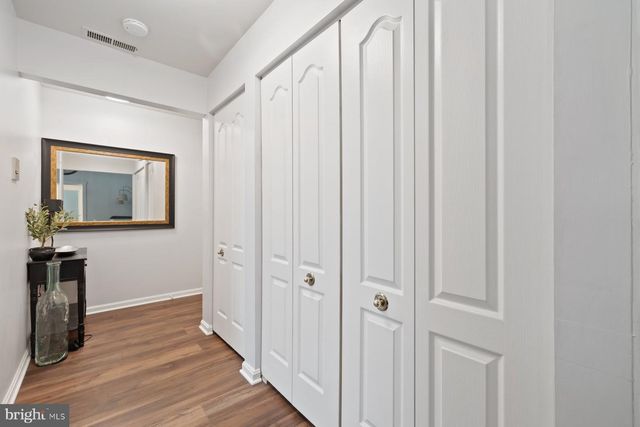 8330 MONTGOMERY RUN RD #J, Ellicott City, MD 21043