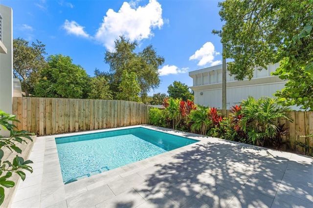 828 SW 30TH Street, Fort Lauderdale, FL 33315