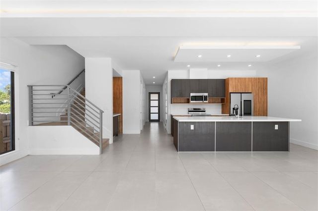 828 SW 30TH Street, Fort Lauderdale, FL 33315