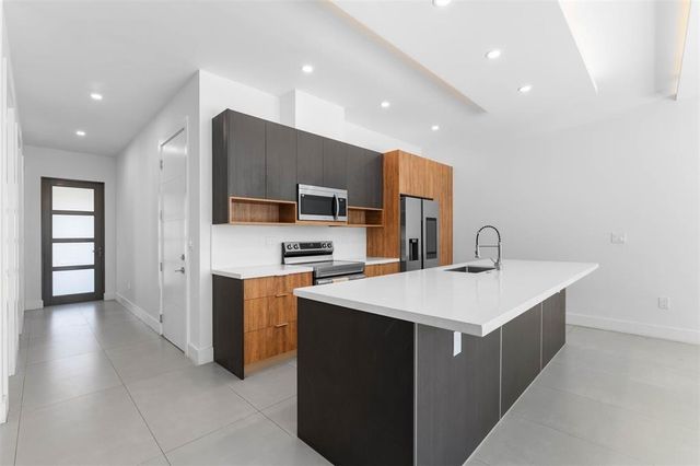 828 SW 30TH Street, Fort Lauderdale, FL 33315