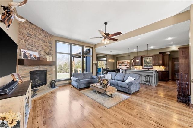 29160 W 119th Street, Olathe, KS 66061