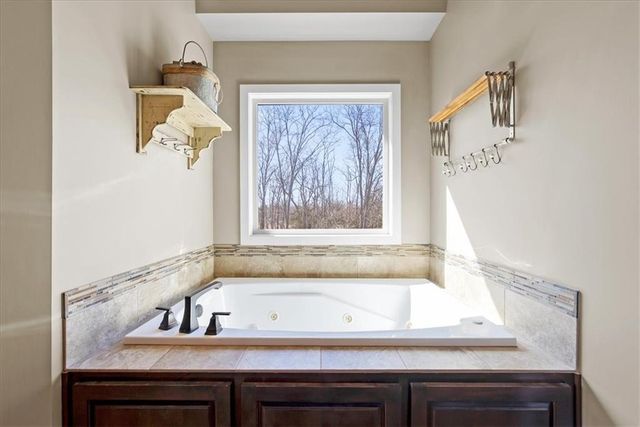 29160 W 119th Street, Olathe, KS 66061