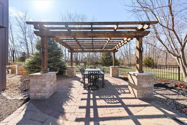 29160 W 119th Street, Olathe, KS 66061