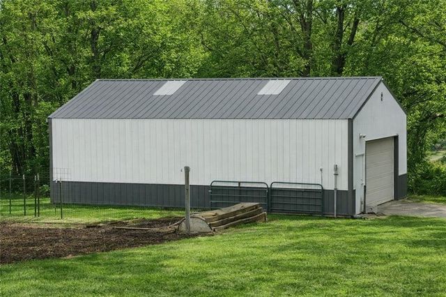 29160 W 119th Street, Olathe, KS 66061