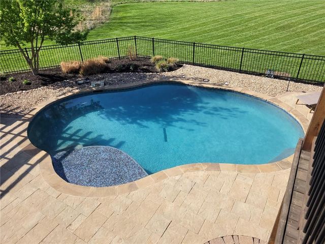 29160 W 119th Street, Olathe, KS 66061