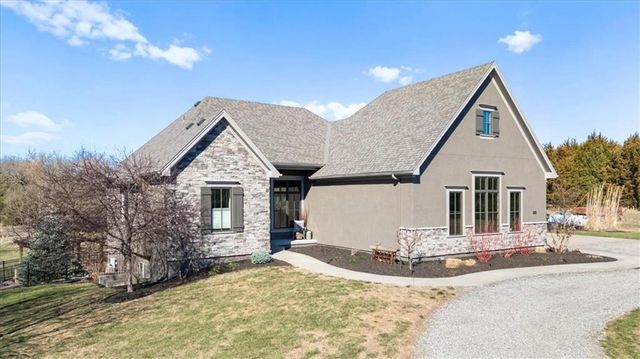 29160 W 119th Street, Olathe, KS 66061