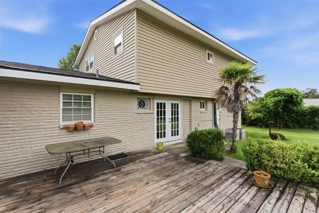 4000 Brinlee St Street, Lake Charles, LA 70605