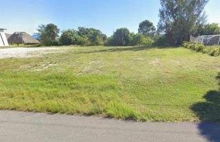 27 SW 22nd Court, Cape Coral, FL 33991