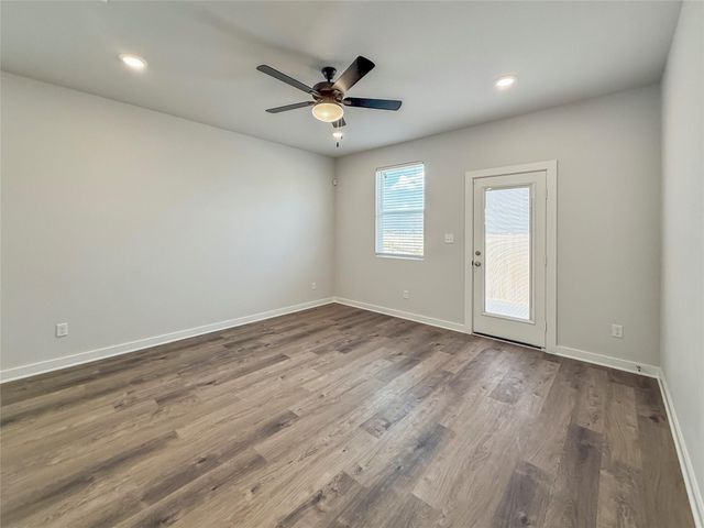 2104 Lost Timbers Drive, Conroe, TX 77304