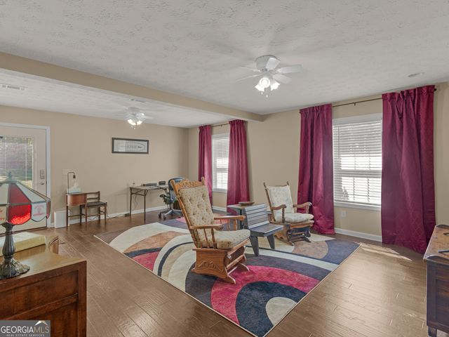 225 Lofty Eagle Lane, Fayetteville, GA 30214