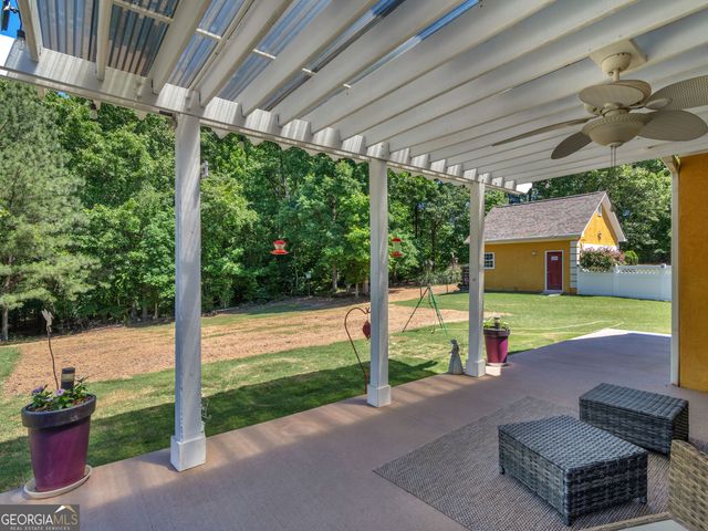 225 Lofty Eagle Lane, Fayetteville, GA 30214