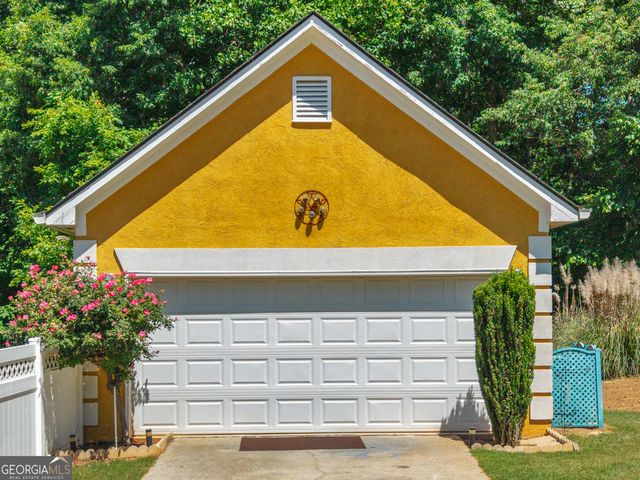 225 Lofty Eagle Lane, Fayetteville, GA 30214