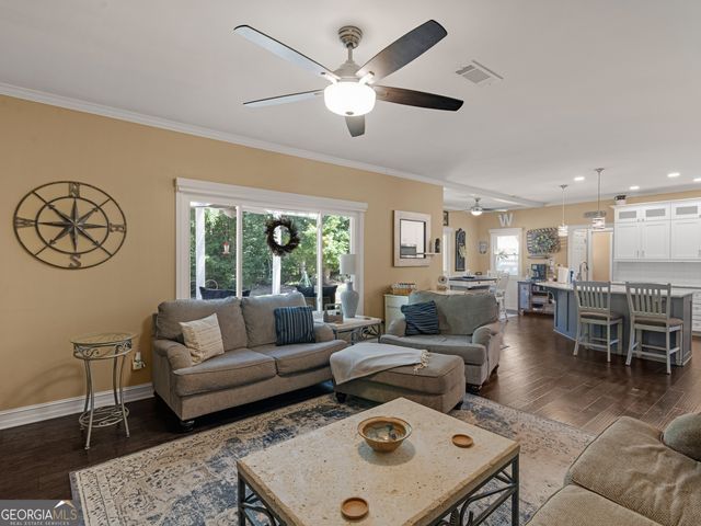 225 Lofty Eagle Lane, Fayetteville, GA 30214