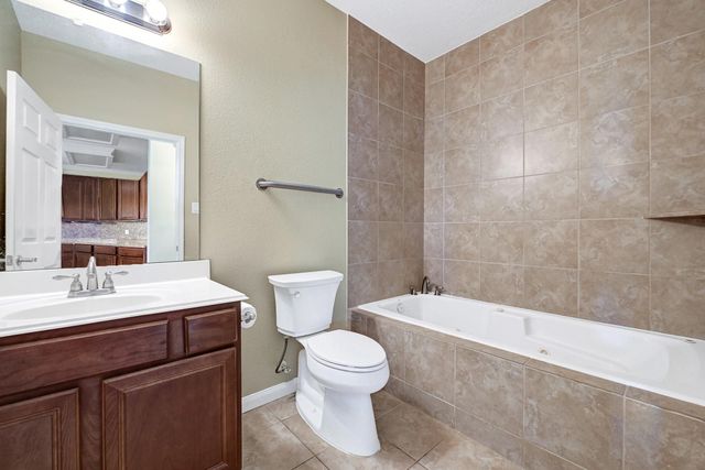 1004 8th Street, Dickinson, TX 77539