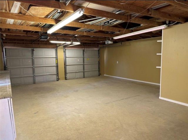 1004 8th Street, Dickinson, TX 77539