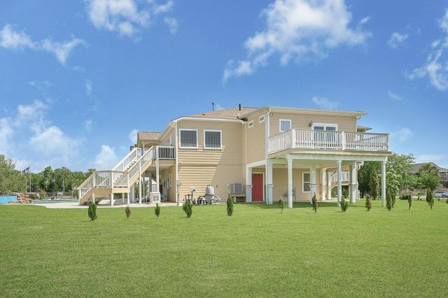 1004 8th Street, Dickinson, TX 77539