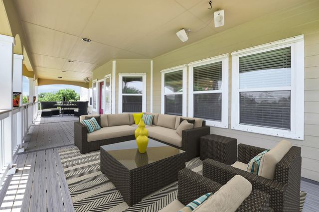 1004 8th Street, Dickinson, TX 77539