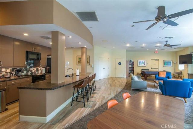 700 E Ocean Boulevard 1104, Long Beach, CA 90802