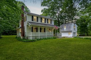 8 Davidson Avenue, Merrimack, NH 03054