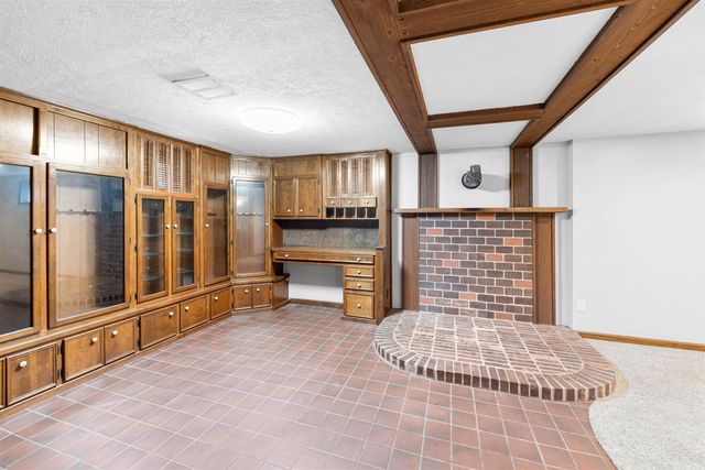 704 E Mentor Rd, Assaria, KS 67416