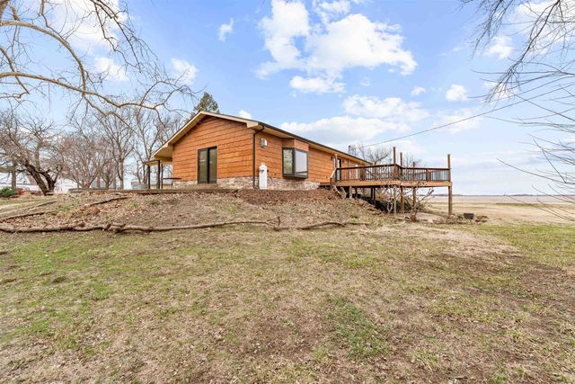 704 E Mentor Rd, Assaria, KS 67416