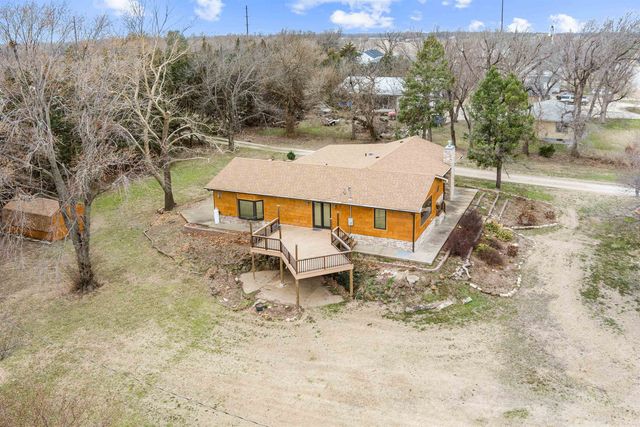 704 E Mentor Rd, Assaria, KS 67416