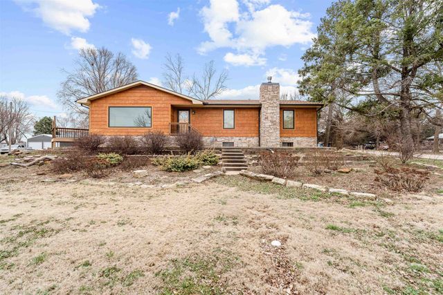 704 E Mentor Rd, Assaria, KS 67416