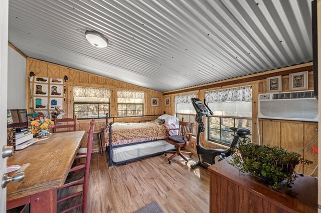 970 KC 476, Harper, TX 78631