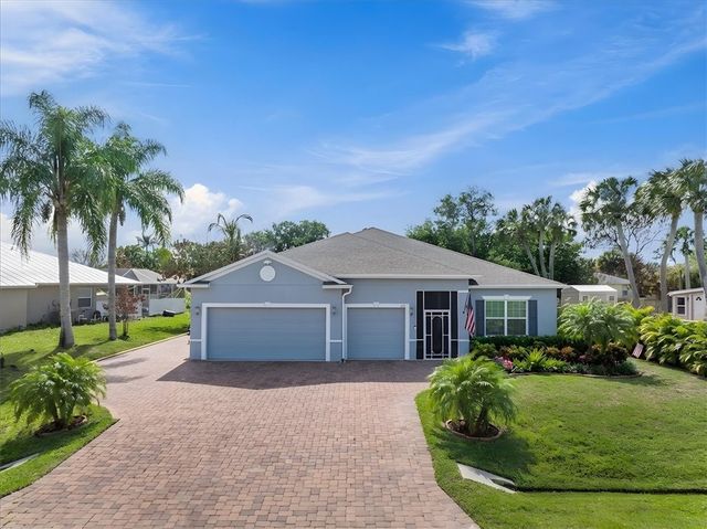 858 George Street, Sebastian, FL 32958