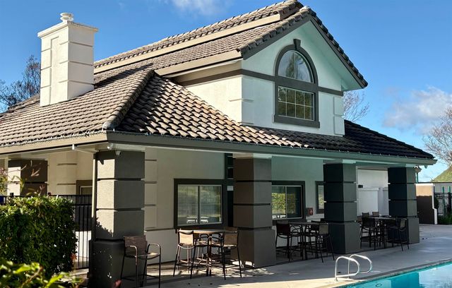 36 Savona Court, Danville, CA 94526