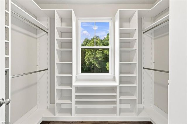 141 Indian Creek RD, Chesapeake, VA 23322