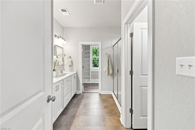 141 Indian Creek RD, Chesapeake, VA 23322