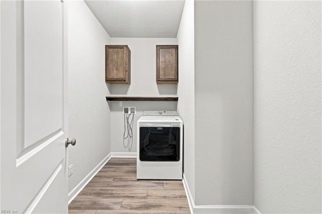 141 Indian Creek RD, Chesapeake, VA 23322