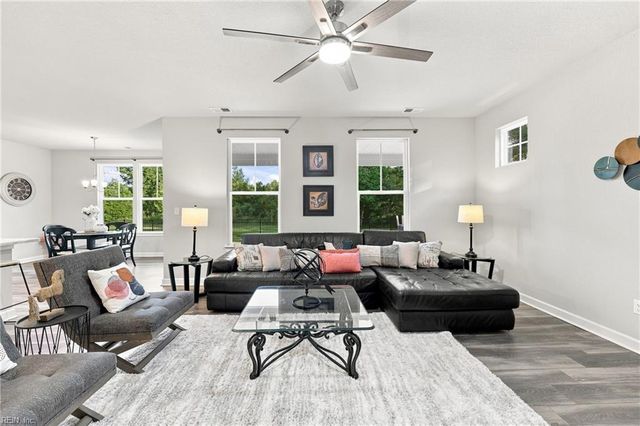 141 Indian Creek RD, Chesapeake, VA 23322