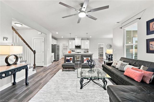 141 Indian Creek RD, Chesapeake, VA 23322