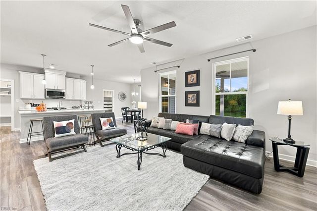 141 Indian Creek RD, Chesapeake, VA 23322
