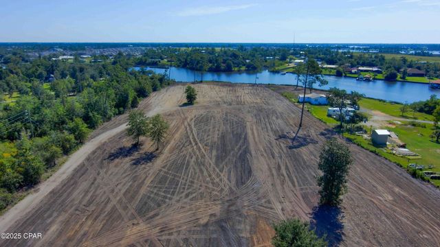 7242 Bay Crest Road, Panama City, FL 32409