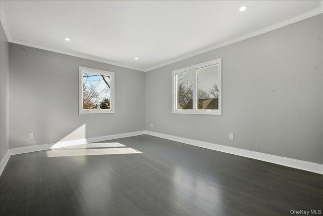 1050 Hastings Street, Baldwin, NY 11510