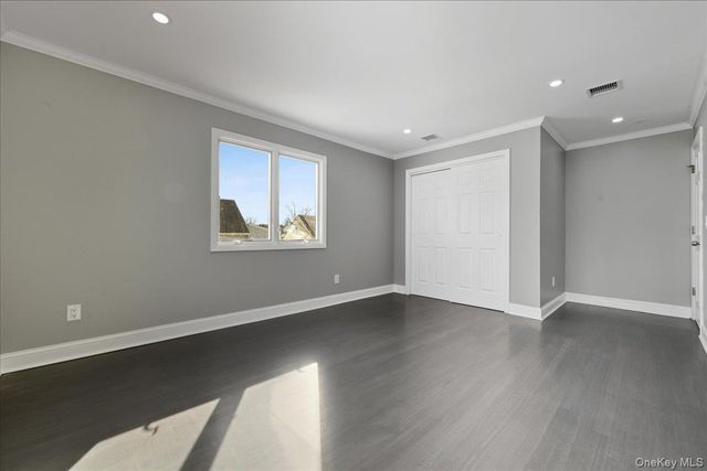 1050 Hastings Street, Baldwin, NY 11510